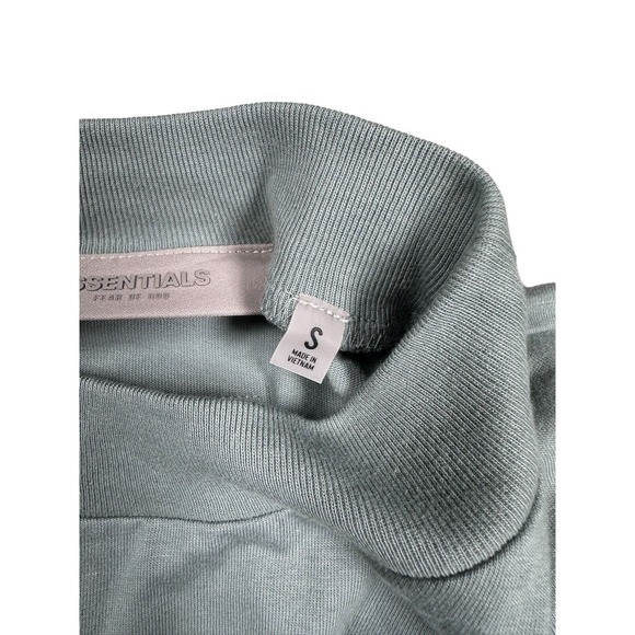 Fear of God Essentials Womens Small Short Sleeve T Shirt Sycamore Basic NWT - Picture 3 of 8